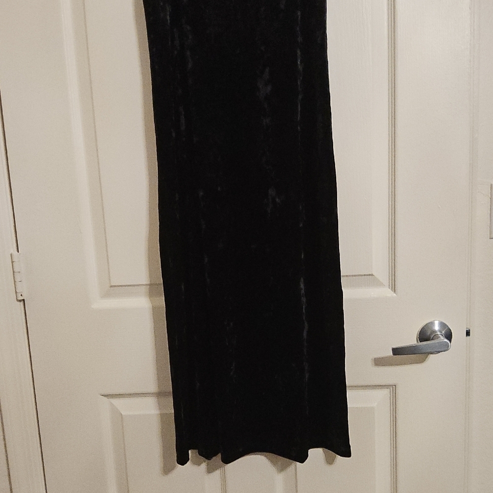 Jessica Simpson Chic Black Velvet Dress - Picture 5 of 5